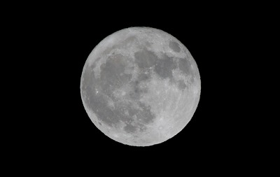 s-Moon-1.jpg